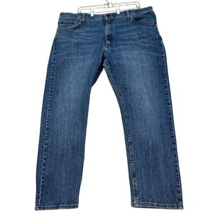 Wrangler Authentics Jeans Men 40x30 Medium Wash Straight Leg 5 Pocket Distressed